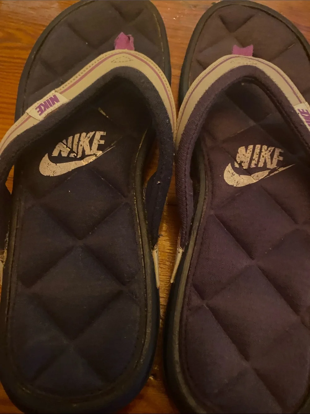 Nike Women's Purple and navy Quilted Thong Sandals